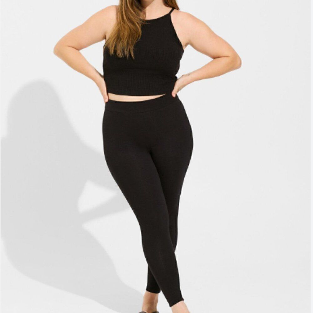 Torrid Basic High Rise Black Legging in Size 2